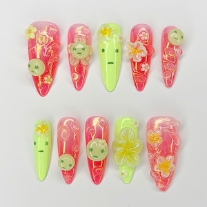 Uñas postizas verdes y rosas con flores 3D, diseño de dibujos animados kawaii hecho a mano, diseño de rana y flor kawaii.