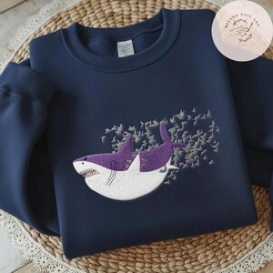 EMBROIDERED Disney Pixar Movie Hoppers TShirt Sweatshirt Hoodie, Shark Scene In Hoppers Shirt, WDW Disneyland Trip Shirt bild 7