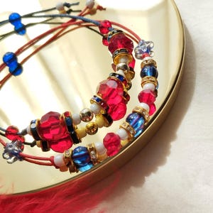 Set von 2 Rot & Blau Perlen verstellbar Armband, Boho stapelbar Freundschaftsschmuck
