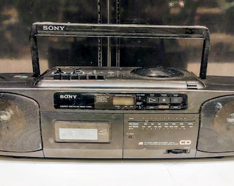 Panasonic RX-DS620 Portable Stereo CD Cassette Am/fm Radio Boombox
