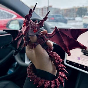 Articulated Winged Dragon – Stunning 3D Printed Flying Dragon Toy with Majestic Horns -Sylus