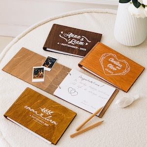 Rustiek bruilofttafeldecor, houten kaartendoos, gepersonaliseerde huwelijkscadeauset, modern gastenboek, polaroidfotoalbum, decor Сenterpiece