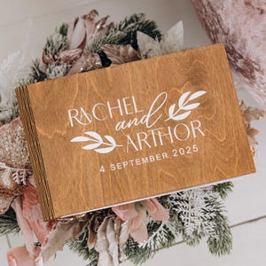 Libro de firmas Polaroid personalizado para boda rústica, ideas clásicas y elegantes para bodas, bolígrafos de madera, libro de firmas hecho a mano, decoración de boda personalizada