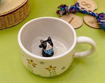 リバーシブル猫マグカップ：3Dセラミック彫刻、ユニークな猫好きへの