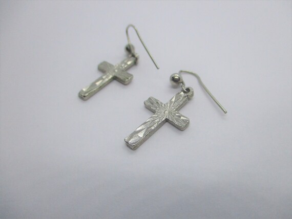 Engraved cross earrings: Stunning lightweight sil… - image 4