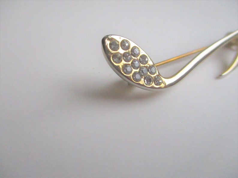 Gorgeous Musical quaver brooch charming 1960s brilliant cut rhinestone costume musical note pin brooch quaver musical note pin brooch