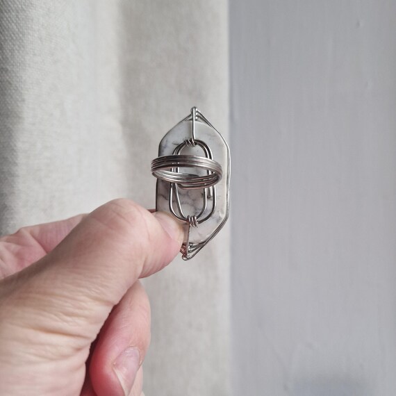 Wire wrapped ring: very large statement white mar… - image 4