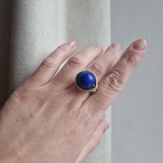 Wire wrapped ring: large statement bright blue gl… - image 5
