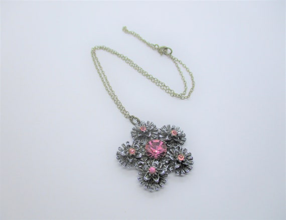 70's Flower Necklace - Etsy