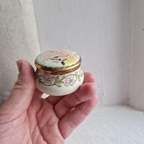 英国STAFFORDSHIRE ENAMELS ピルケース　テディベアピルケース Staffordshire Enamel Box - Etsy