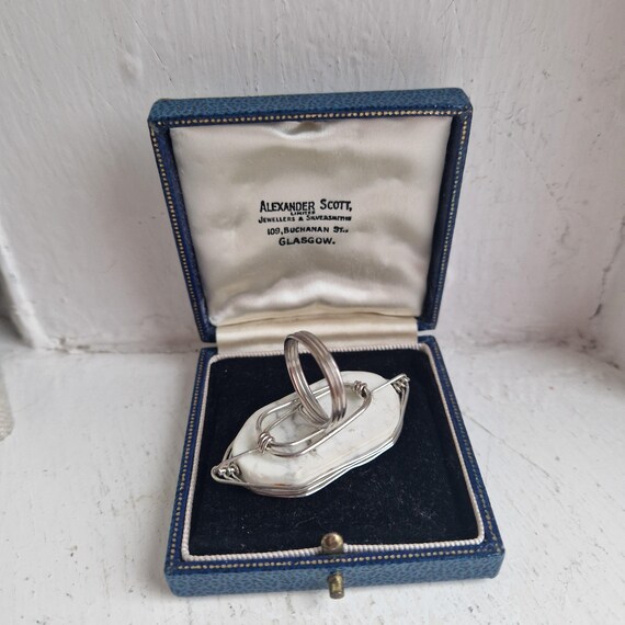 Wire wrapped ring: very large statement white mar… - image 2