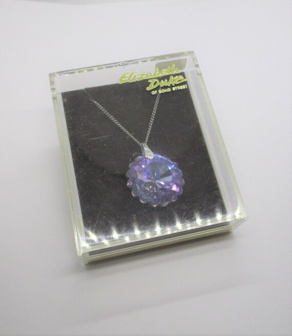 Crystal flower pendant: Lovely 1960s faceted purp… - image 3