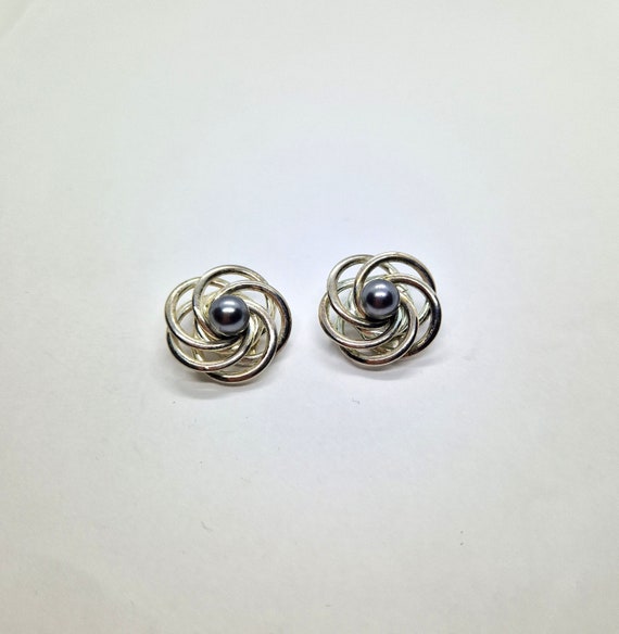 Grey pearl earrings: Lovely kitsch grey costume p… - image 1