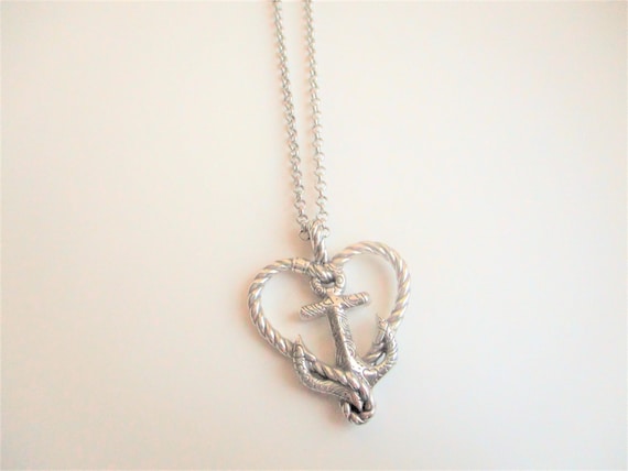 Silver anchor pendant: high quality silver plate n