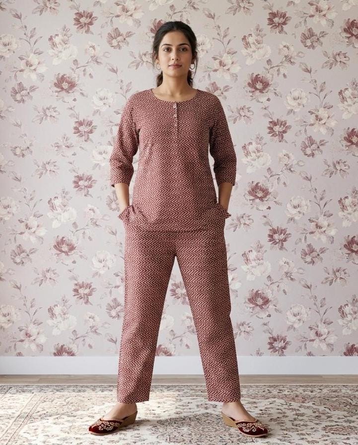 Women Cotton Outfit Set -Pure Cotton Top Bottom with Pockets & 3/4 Sleeves