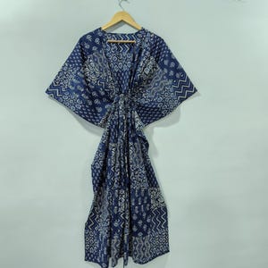 Traditional Block Pattern Patchwork Print Maternity Friendly Outfit image 4
