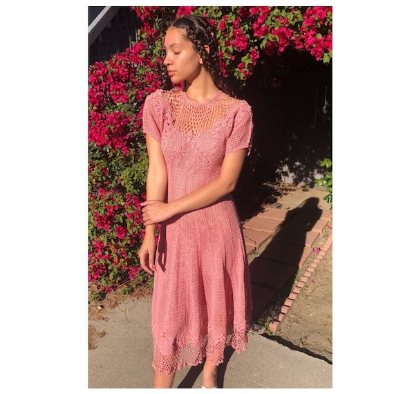Lovely vintage 1930's pink crochet dress size smal