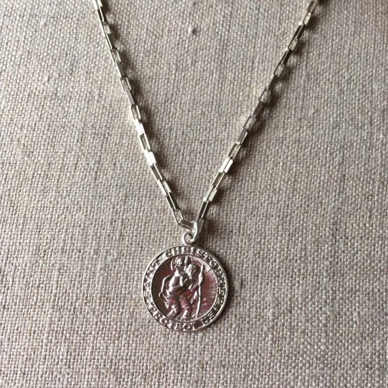 7//8/" Sterling Silver St Christopher Pendant Made in Italy,18/" Box Chain Charm