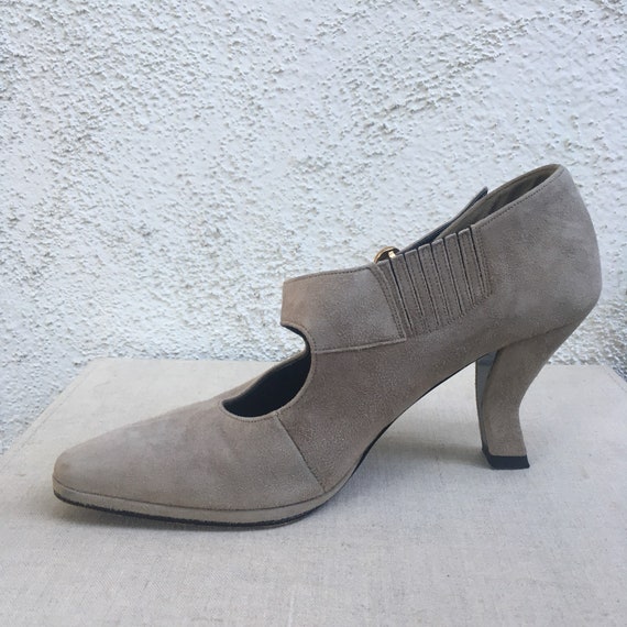 Vintage 1980's Karl Lagerfeld Beige Suede Pumps W… - image 6