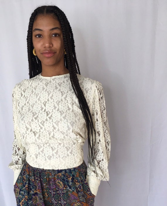 Vintage Evan Picone ivory lace bishop sleeve blous