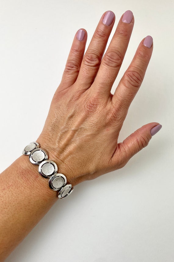 Vintage Trifari Silver Circles Bracelet