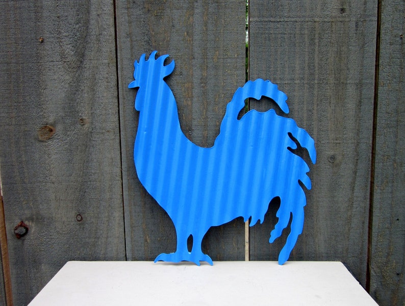 NEW~Distressed Red Sheet Metal Rooster Wall Hanging Farmhouse Decor Chicken