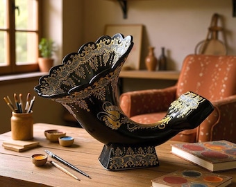 Hand-Painted Ceramic Gramophone Speaker: Acoustic Phone Dock, Home Decor