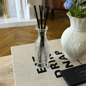 Kleiner Glasdiffusor im Vintage-Stil mit Duftstäbchen, Midcentury-Wohndekor