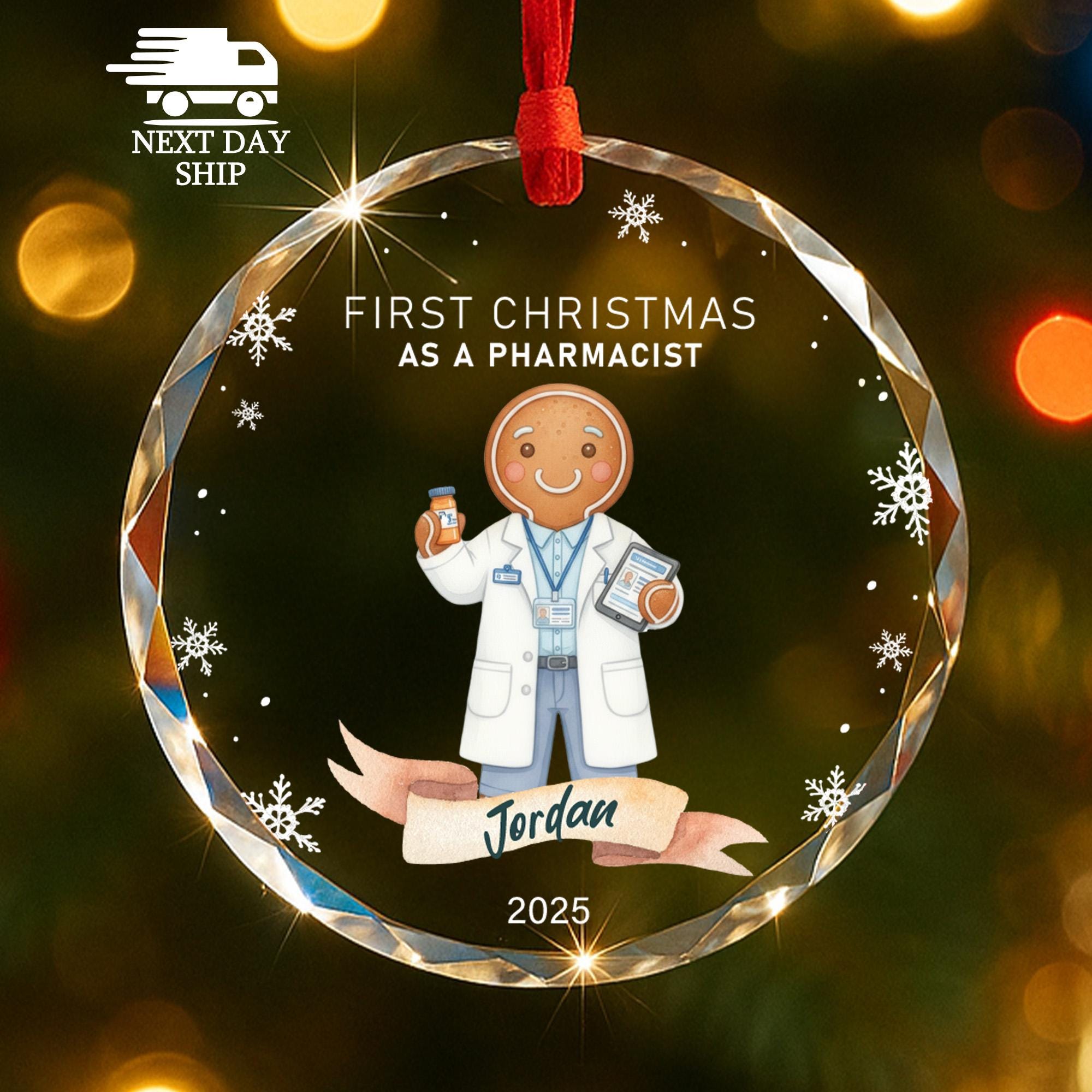 Personalized Pharmacist Ornament 2025, Gingerbread Man Gift, First Christmas as Pharmacist, Faceted Glass Crystal, Pharmacy Grad