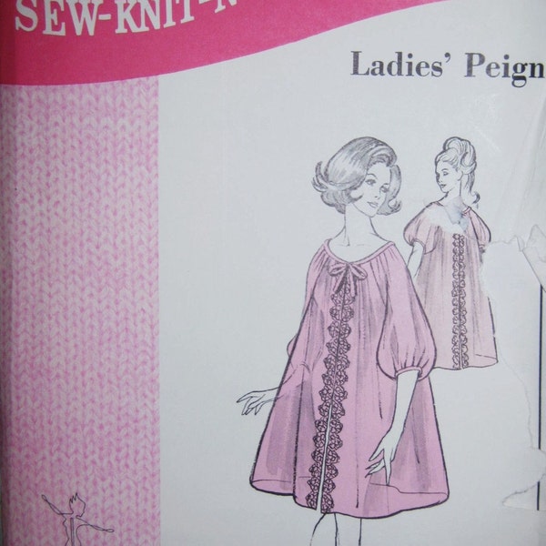 Vintage Stretch and Sew 215   Nightgown pattern  and Peignoir size Sm thru Lg