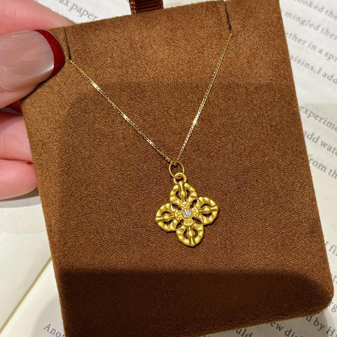 Personalized Clover Flower Pendant Necklace: 24K Solid Gold Charm,light ...