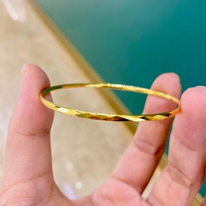 Handmade 24K Pure Gold Thin Bracelet:2mm Diamond Shaped Pattern Bangle.