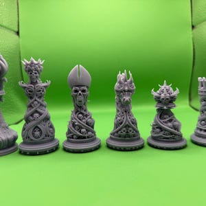 Gothic Skull Chess Set 3D Printed | 32 Piece Dark Fantasy Chess Pieces | DnD Necromancer Decor Gift | 29flo
