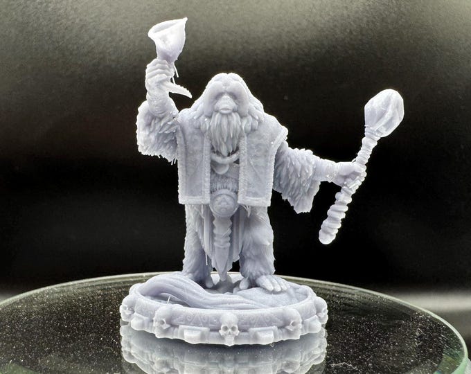 Urak Vaelor Miniature 32mm | Apefolk Druid Nature Warden 3D Printed DnD RPG | Strongback Hero | Daybreak Miniatures Castle Primatus