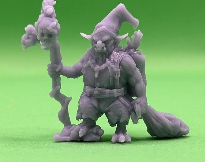 Dark Frodar Nightglow 32mm | Shadow Ranger Resin Miniature | DnD RPG Corrupted Hunter | Great Grimoire | DM Gift