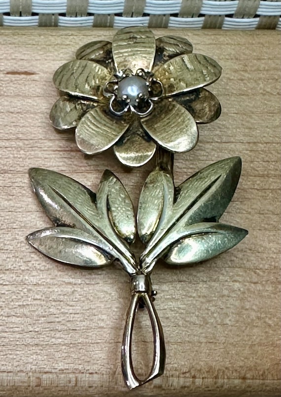 Antique Sunflower Brooch by “Symettalic” Sterling 