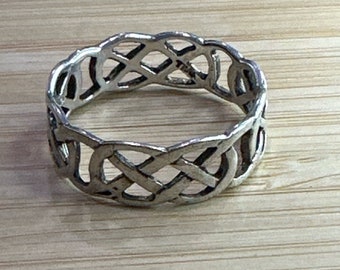 Antique Geometric Design Sterling Silver Size 9 1/2 Ring, Irish Style Celtic Design Ring