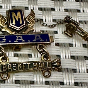 Antique Michigan Basketball Gold Filled VP Pin Pinback University of Michigan