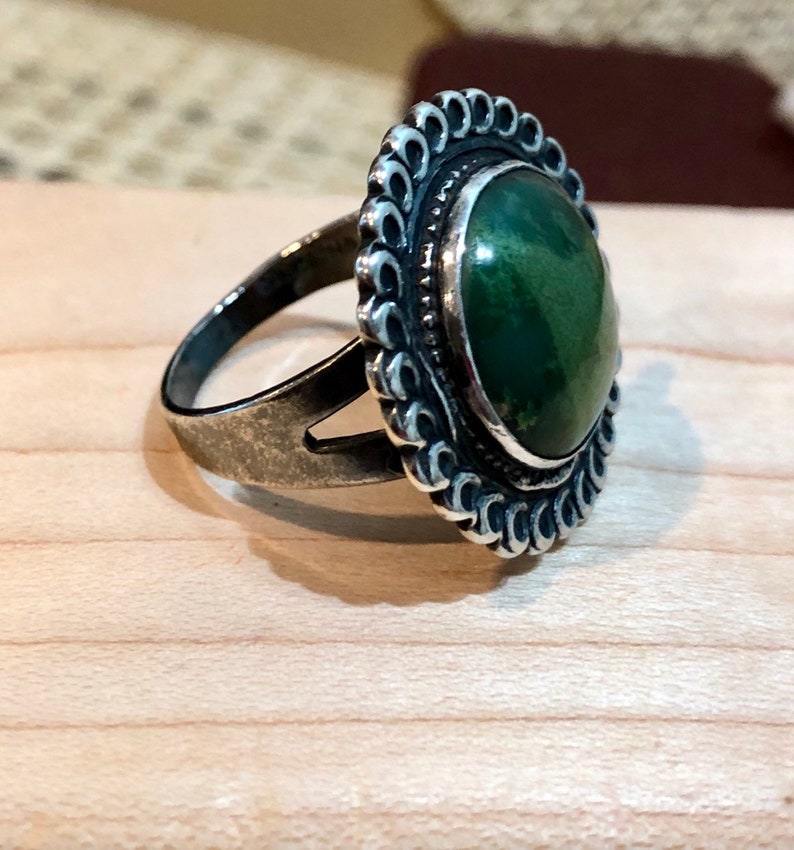 Native American Style Sterling Silver and Turquoise Navajo Flower Type Pattern Size 8 Ring
