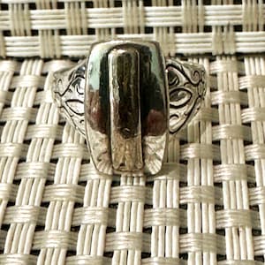 Vintage Antique Size 8 Palladium and 10 Carat Gold Scrollwork Ring