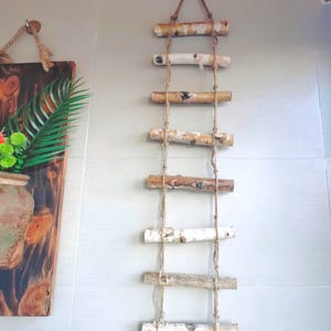 Escalera rústica de madera, peldaños modernos de madera de abedul, adorno de pared de madera orgánica, decoración artística de madera para interiores, detalles minimalistas y artísticos para la pared.