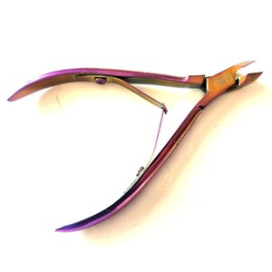 Cuticle Nail Nippers Salon Trimmers Precise Nail Clippers Pedicure Manicure Tools For Home & Professional Usage, MultiColor, Stainless Steel