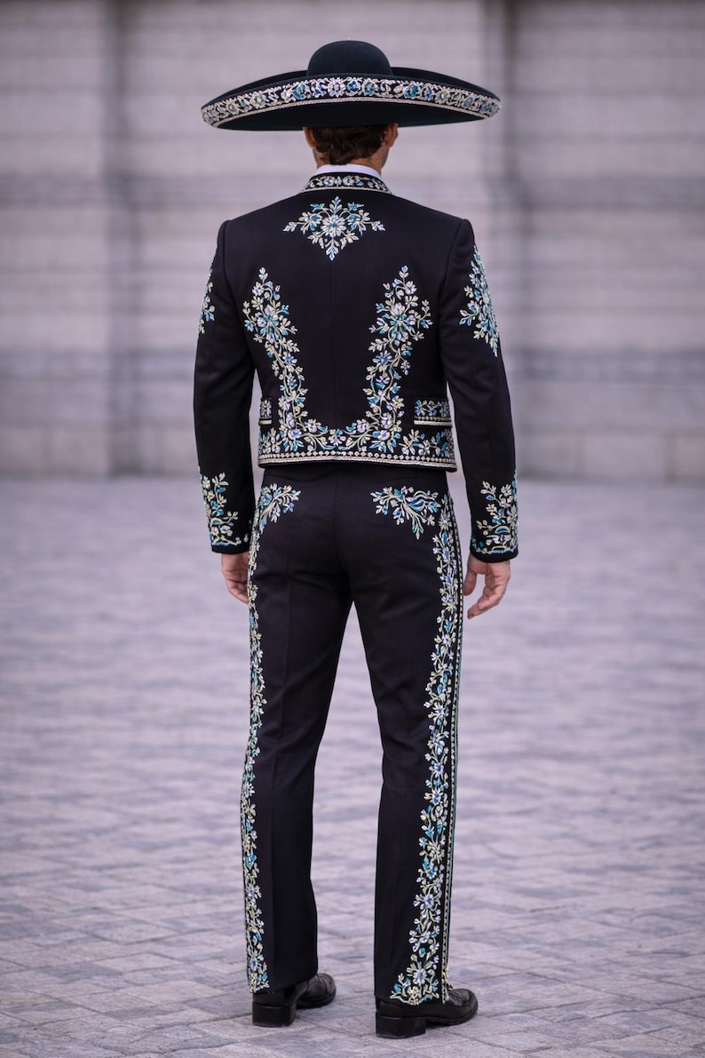 Hand Embroidered Black Charro Suit – Mexican Mariachi 3-piece Outfit - Etsy