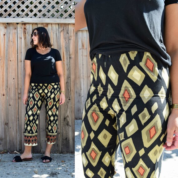 90s Vintage Cropped Diamond Print Rayon Pants M