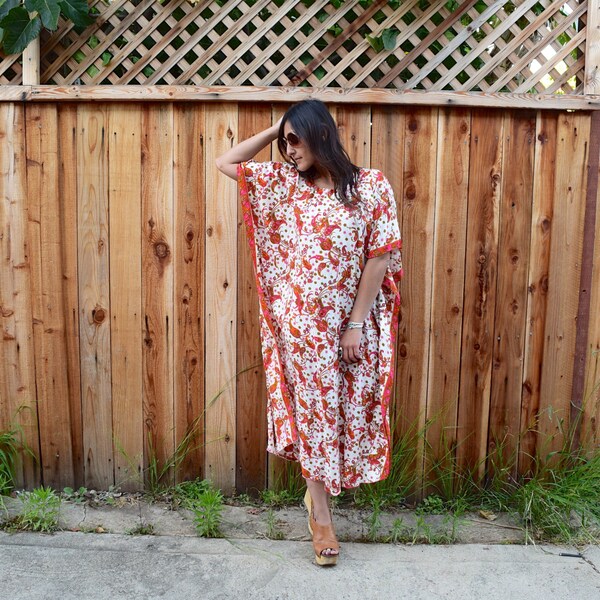 Vintage 60s PAISLEY Print BOHO Hippie CAFTAN