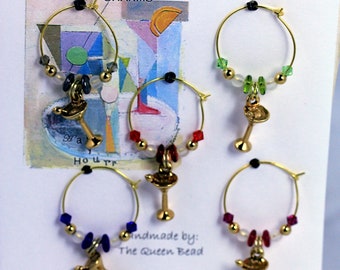 Martini-themed Wine Charms / Hostess Gift for the Cosmo/ Martini Drinker / Fun Cosmopolitan Charms