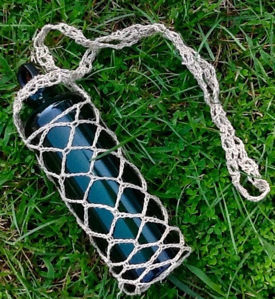30 Crochet Hemp Projects: Organic, Stylish, and Beautiful Ideas for the Home, Wardrobe... 32 Hemp Water Bottle Carrier Crochet Pattern