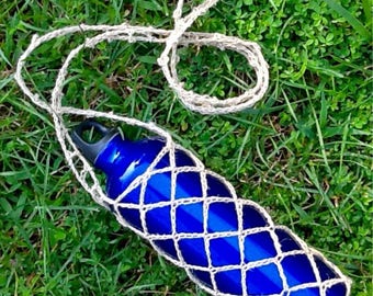 Bottle Carrier - hemp, hand crocheted fishnet style