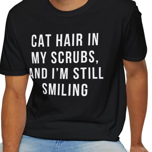 おもしろい在宅看護婦猫シャツ | 猫ママパパTシャツ | 在宅看護婦ギフト | 母の日の猫好きTシャツ | 在宅看護婦シャツ