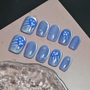 Deepwater Jellyfish - Premium Handmade Press On Nail